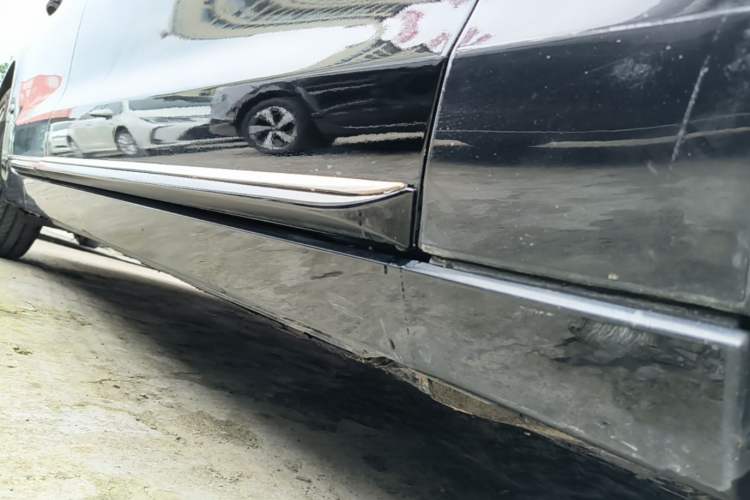 Used Audi A6L 2014 TFSI Standard Model Right Side Sill