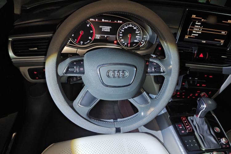 Used Audi A6L 2014 TFSI Comfort Model Steering Wheel