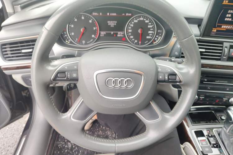 Used Audi A6L 2014 30 FSI Comfort Model Steering Wheel