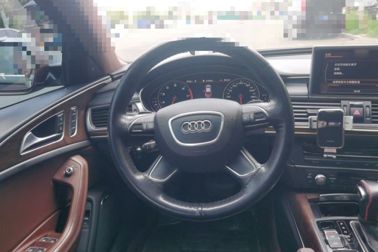 Used Audi A6L 2014 50 TFSI quattro Luxury Model Steering Wheel