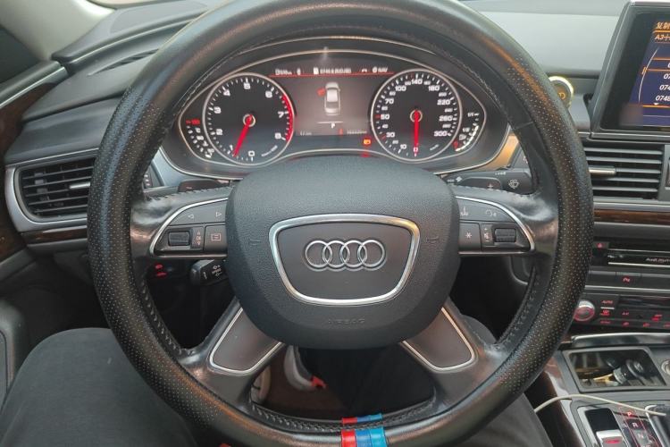 Used Audi A6L 2014 30 FSI Luxury Model Steering Wheel
