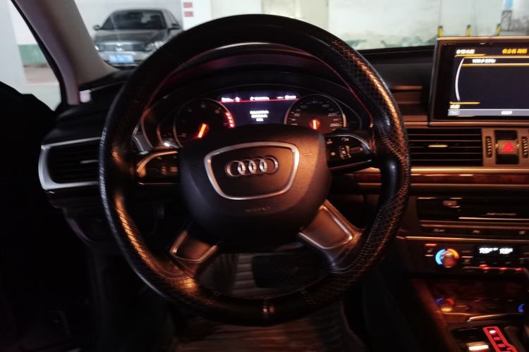 Used Audi A6L 2014 30 FSI Comfort Model Steering Wheel