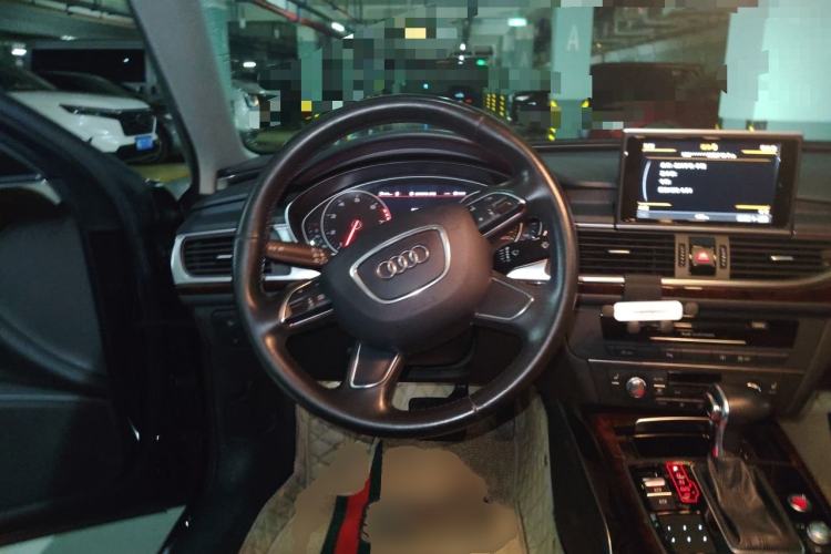 Used Audi A6L 2014 30 FSI Comfort Model Steering Wheel