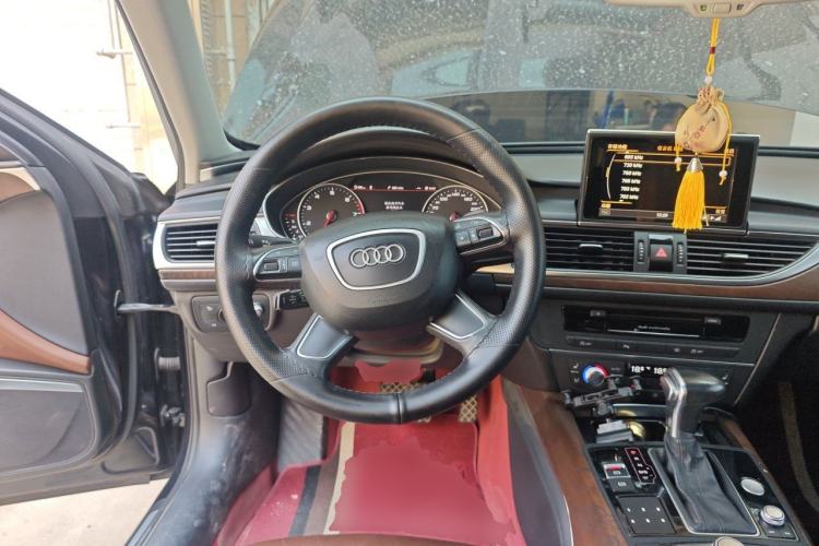 Used Audi A6L 2014 50 TFSI quattro Luxury Model Steering Wheel