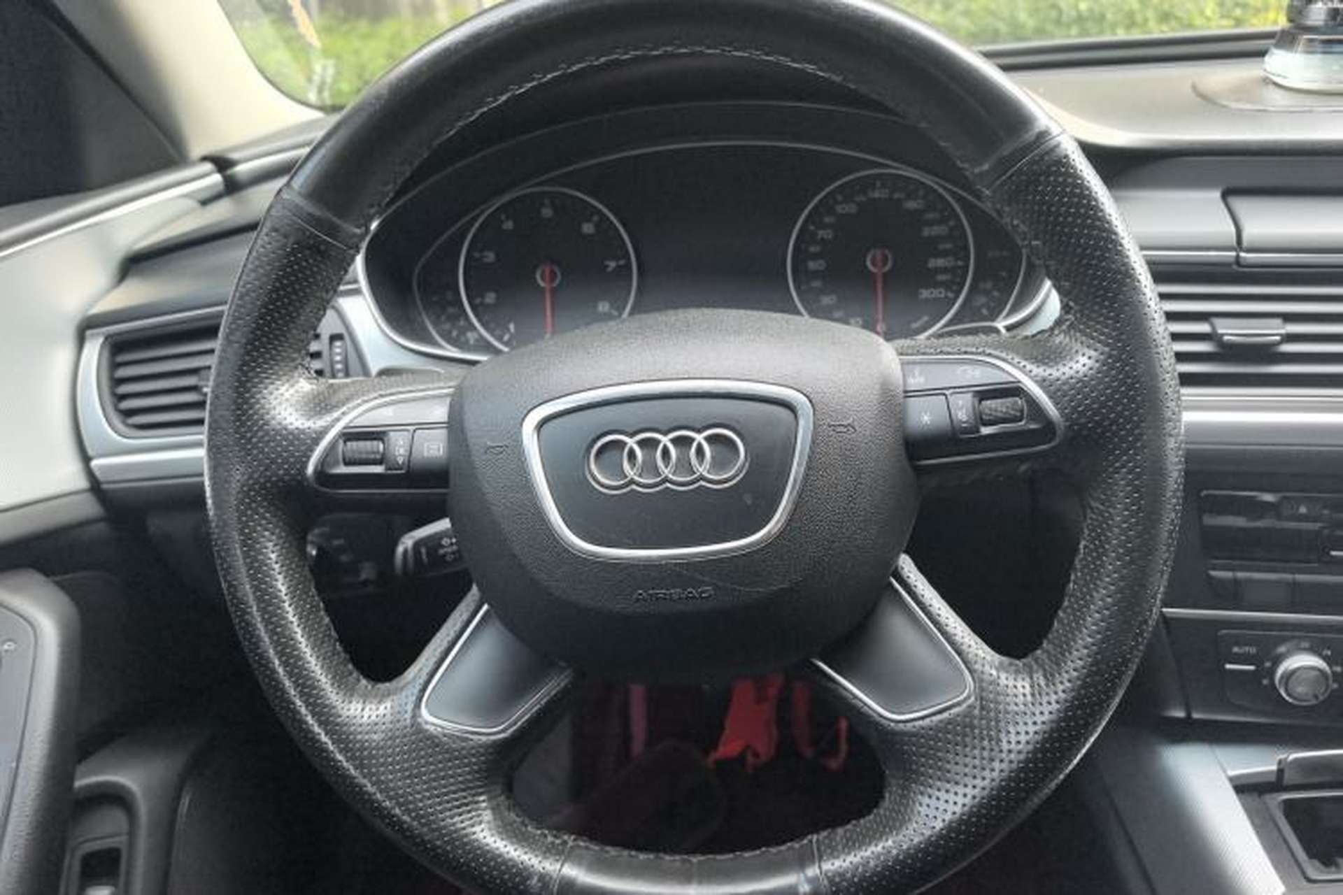 Used Audi A6L 2014 TFSI Standard Model Steering Wheel