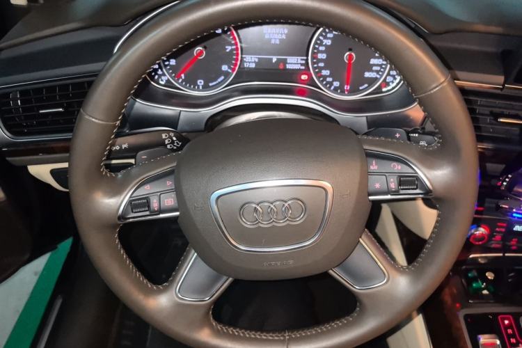 Used Audi A6L 2014 30 FSI Comfort Model Steering Wheel