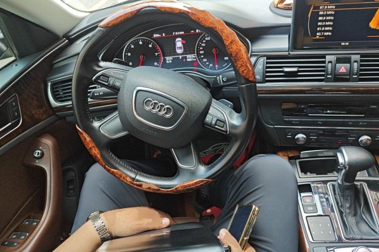 Used Audi A6L 2014 30 FSI Comfort Model Steering Wheel