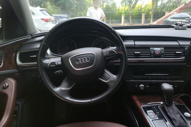 Used Audi A6L 2014 30 FSI Comfort Model Steering Wheel