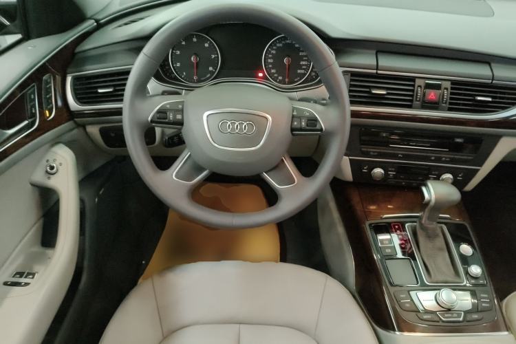 Used Audi A6L 2014 30 FSI Luxury Model Steering Wheel