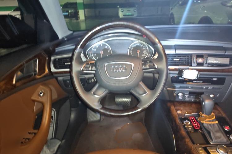 Used Audi A6L 2014 30 FSI Comfort Model Steering Wheel