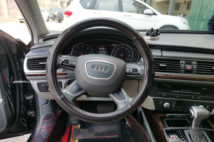 Used Audi A6L 2014 30 FSI Comfort Model Steering Wheel