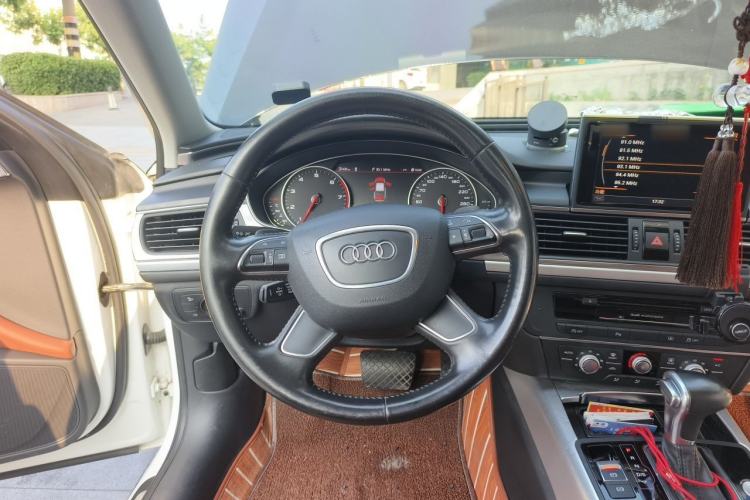 Used Audi A6L 2014 TFSI Standard Model Steering Wheel