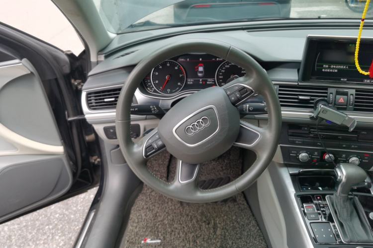 Used Audi A6L 2014 TFSI Standard Model Steering Wheel