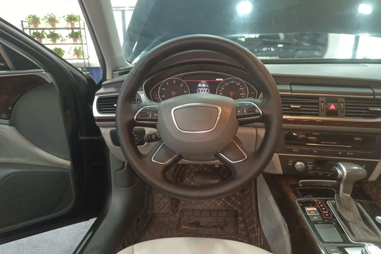 Used Audi A6L 2014 30 FSI Comfort Model Steering Wheel