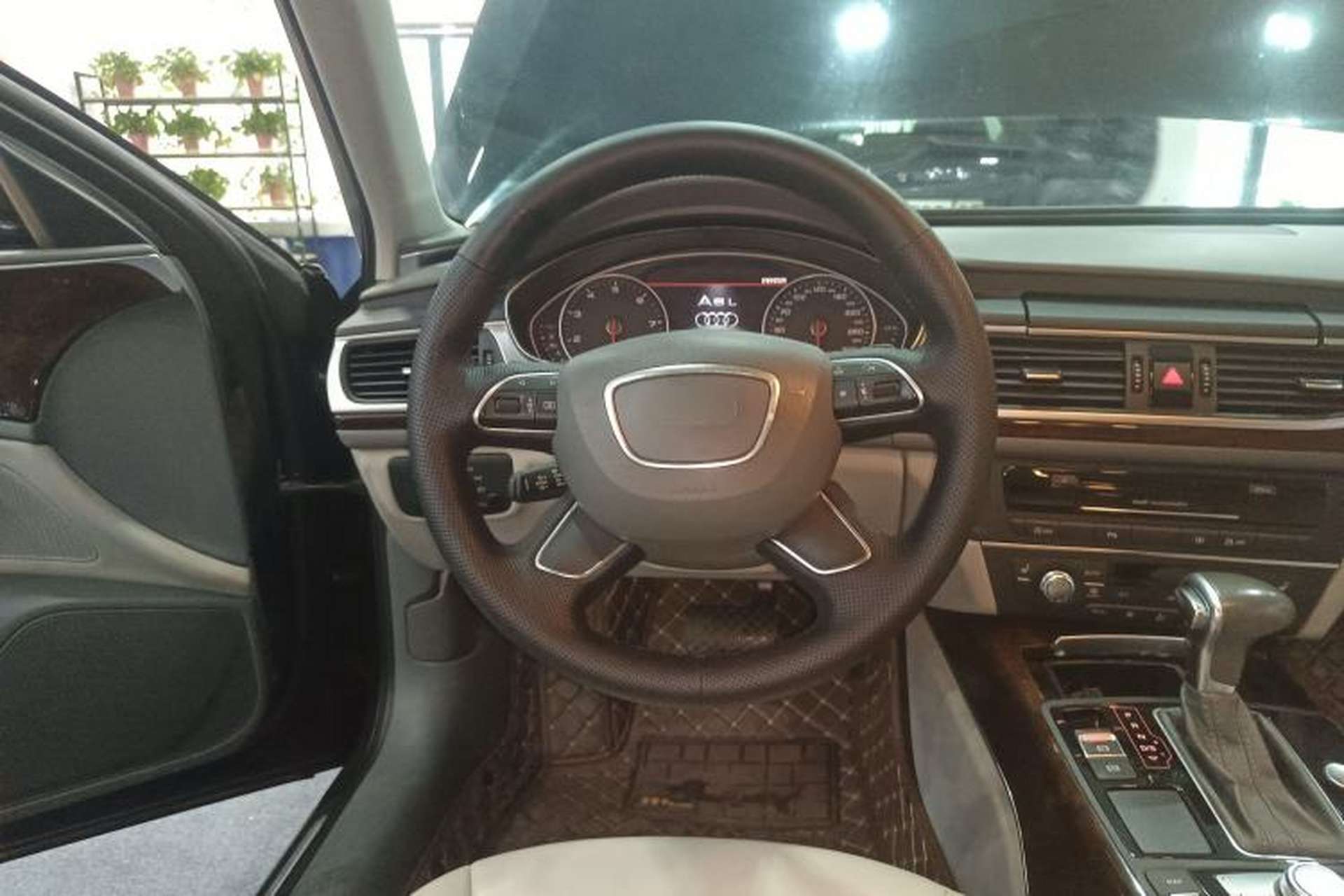 Used Audi A6L 2014 30 FSI Comfort Model Steering Wheel