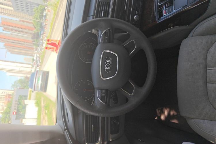 Used Audi A6L 2014 35 FSI Luxury Edition Steering Wheel