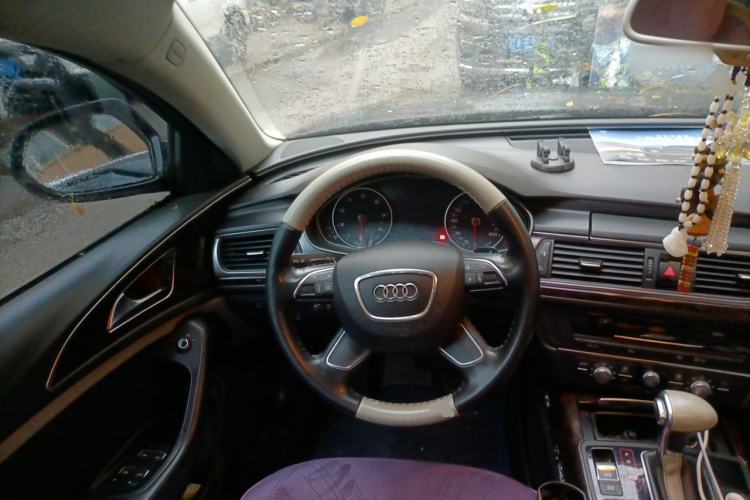 Used Audi A6L 2014 30 FSI Comfort Model Steering Wheel