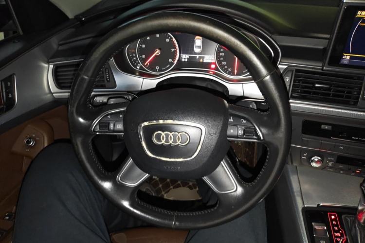 Used Audi A6L 2014 TFSI Comfort Model Steering Wheel