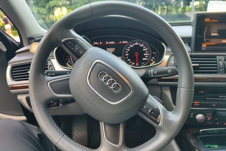 Used Audi A6L 2014 30 FSI Comfort Model Steering Wheel