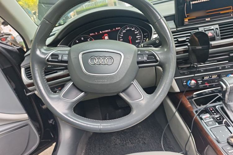 Used Audi A6L 2014 30 FSI Comfort Model Steering Wheel