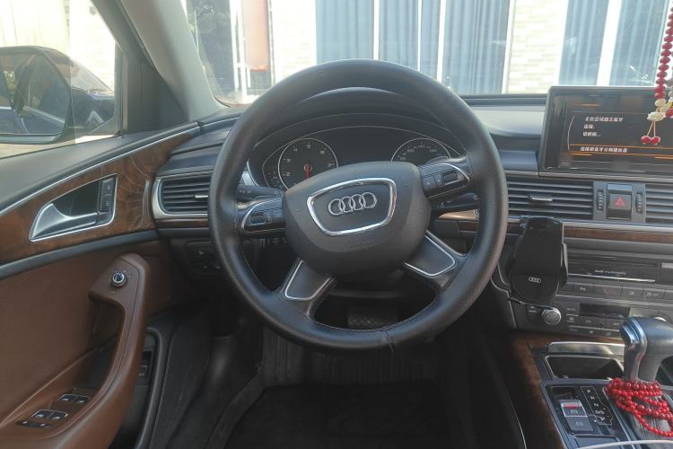 Used Audi A6L 2014 30 FSI Comfort Model Steering Wheel