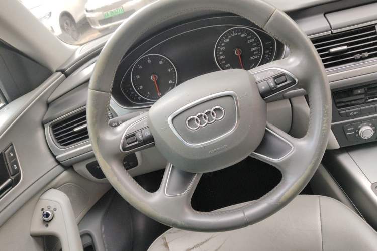 Used Audi A6L 2014 TFSI Manual Base Model Steering Wheel
