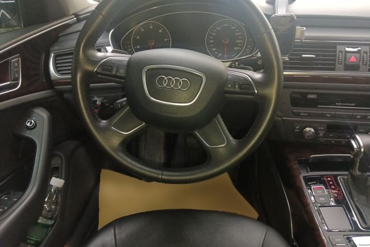 Used Audi A6L 2014 30 FSI Comfort Model Steering Wheel