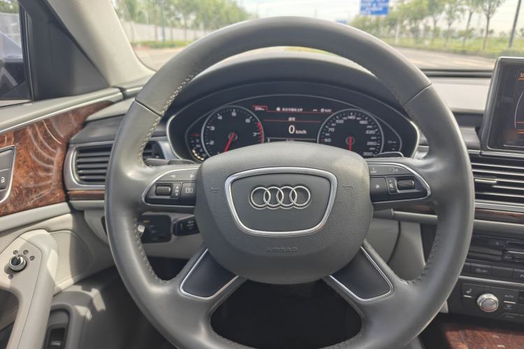 Used Audi A6L 2014 30 FSI Comfort Model Steering Wheel