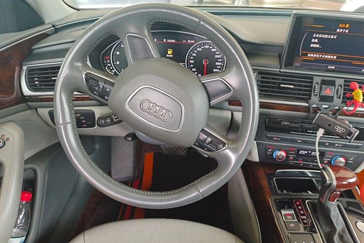 Used Audi A6L 2014 30 FSI Comfort Model Steering Wheel