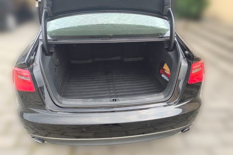 Used Audi A6L 2014 TFSI Comfort Model Trunk