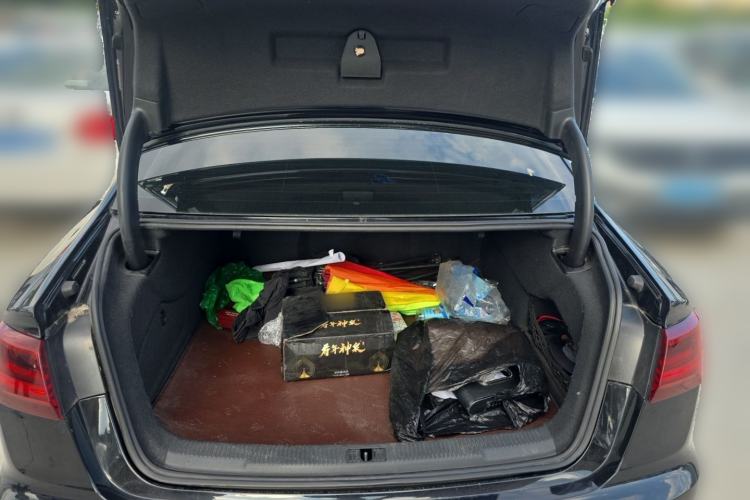 Used Audi A6L 2014 TFSI Comfort Model Trunk