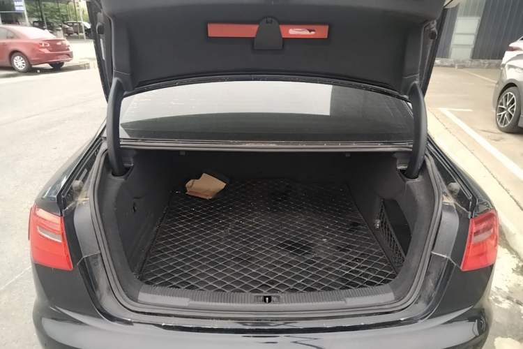 Used Audi A6L 2014 TFSI Standard Model Trunk