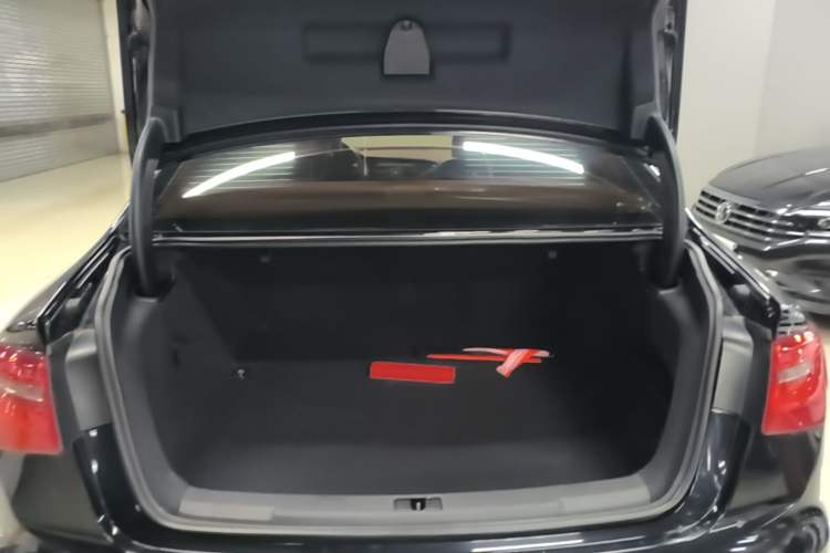 Used Audi A6L 2014 TFSI Standard Model Trunk