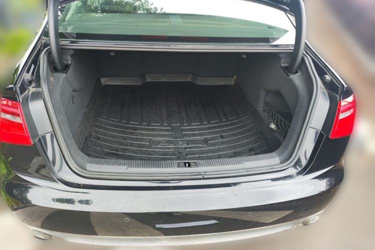 Used Audi A6L 2014 TFSI Standard Model Trunk