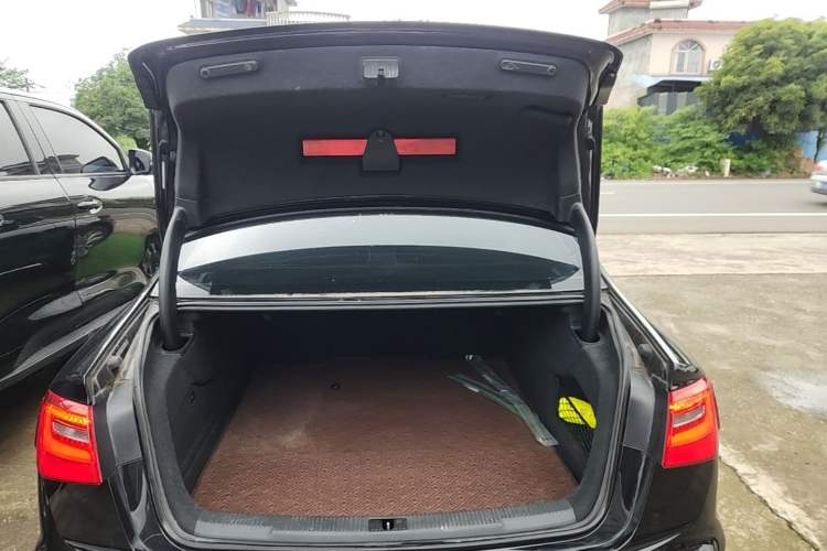 Used Audi A6L 2014 30 FSI Technology Model Trunk