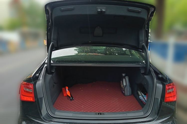 Used Audi A6L 2014 35 FSI Comfort Version Trunk