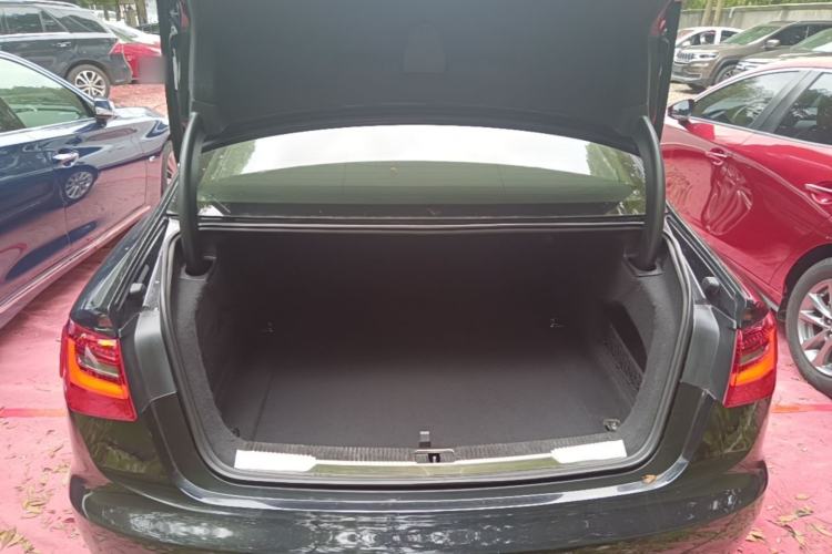 Used Audi A6L 2014 TFSI Standard Model Trunk
