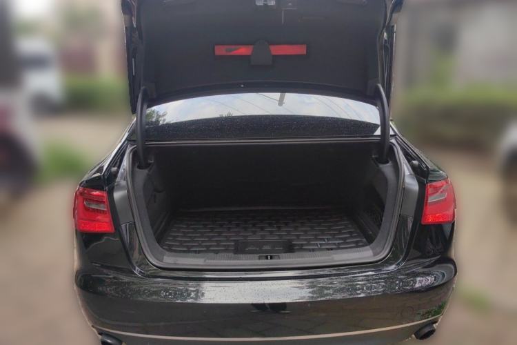 Used Audi A6L 2014 50 TFSI quattro Luxury Model Trunk