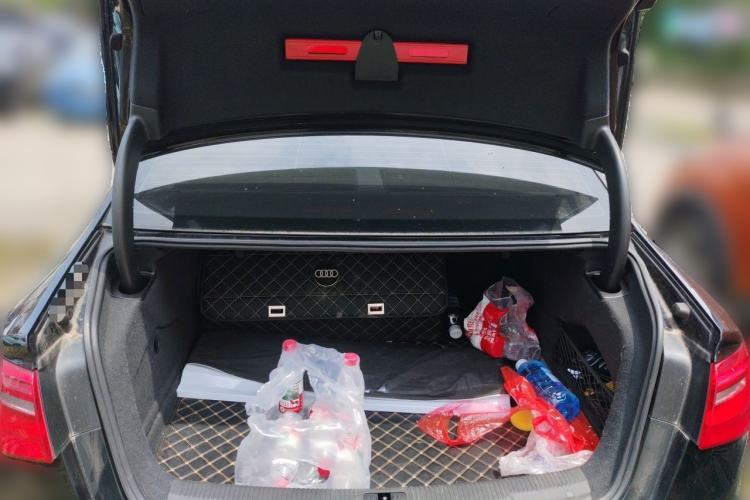 Used Audi A6L 2014 TFSI Standard Model Trunk