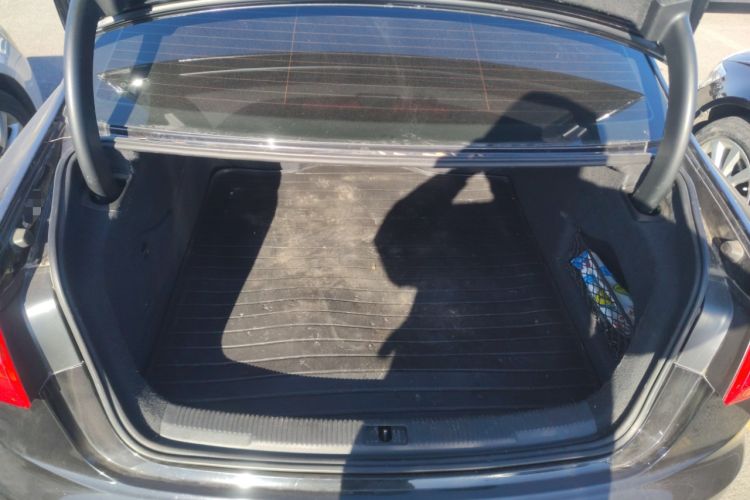 Used Audi A6L 2014 TFSI Comfort Model Trunk