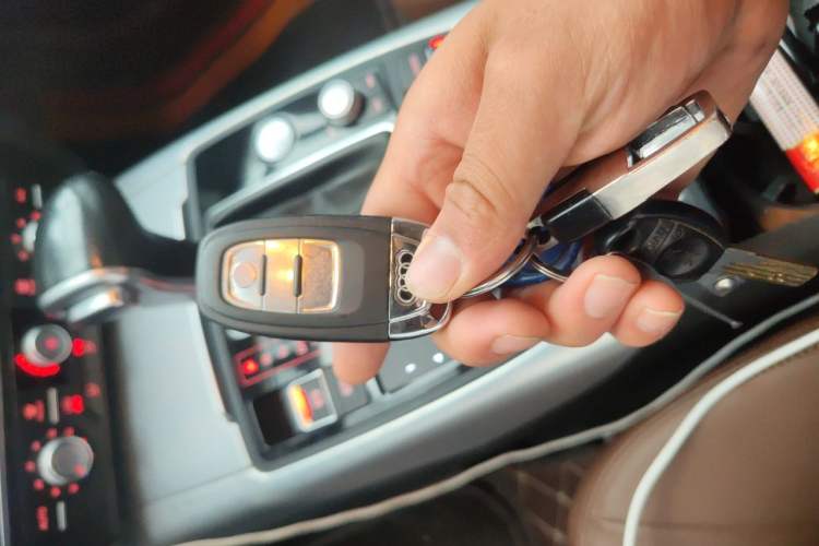 Used Audi A6L 2014 30 FSI Technology Model Vehicle Key