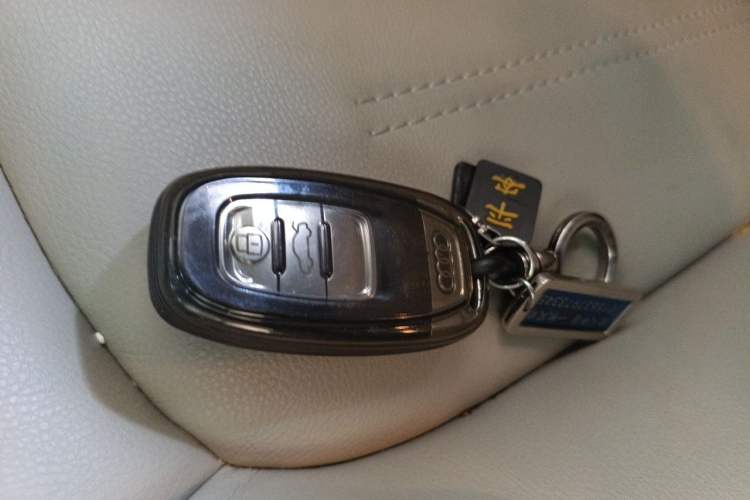 Used Audi A6L 2014 30 FSI Comfort Model Vehicle Key