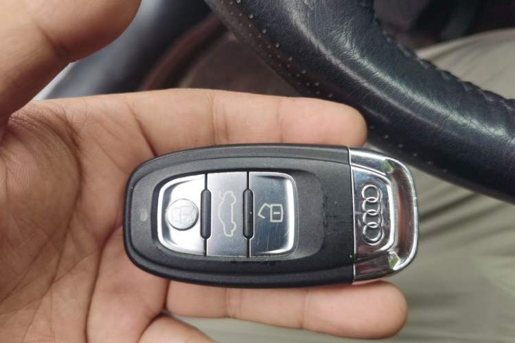 Used Audi A6L 2014 50 TFSI quattro Luxury Model Vehicle Key