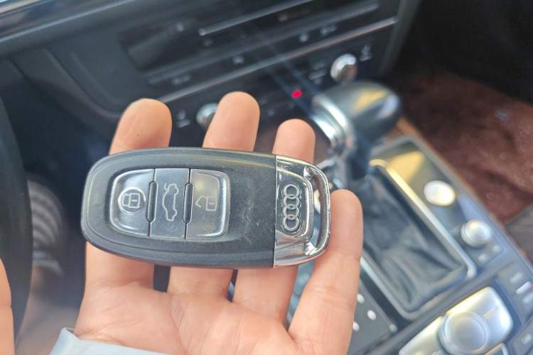 Used Audi A6L 2014 30 FSI Comfort Model Vehicle Key