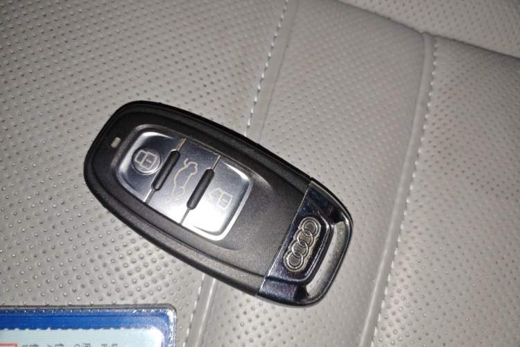 Used Audi A6L 2014 50 TFSI quattro Luxury Model Vehicle Key