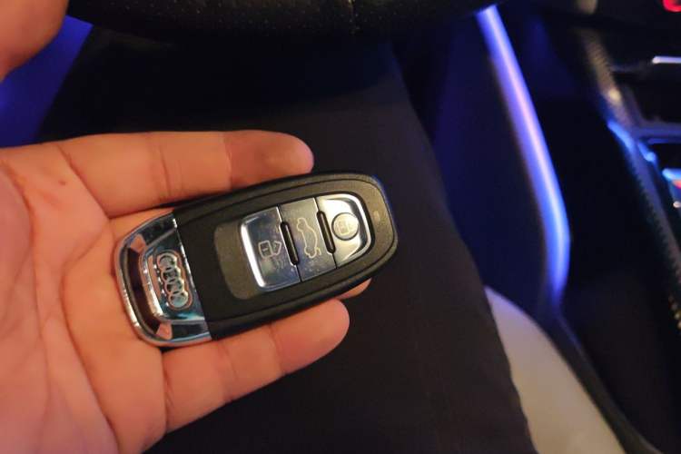 Used Audi A6L 2014 30 FSI Comfort Model Vehicle Key