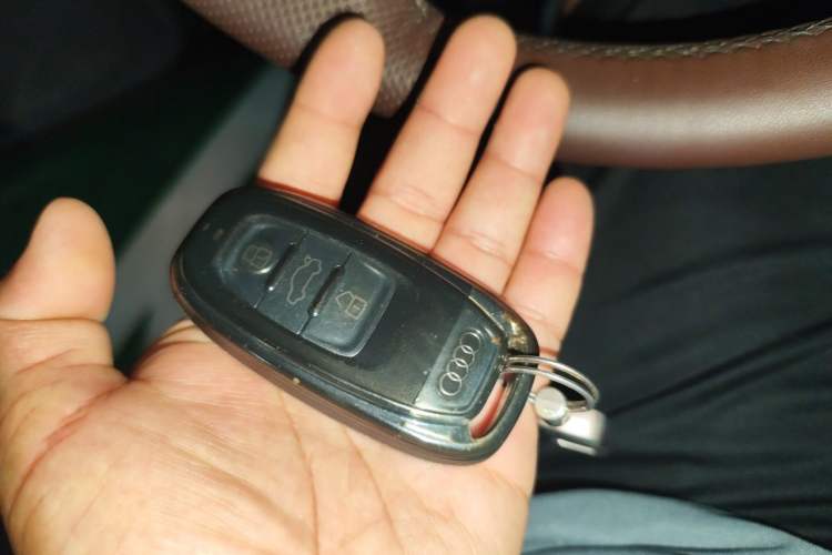 Used Audi A6L 2014 30 FSI Technology Model Vehicle Key