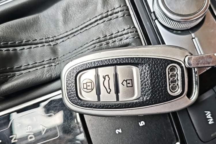 Used Audi A6L 2014 TFSI Standard Model Vehicle Key