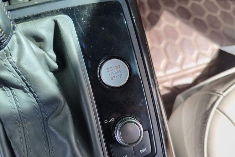 Used Audi A6L 2014 30 FSI Technology Model Vehicle Key