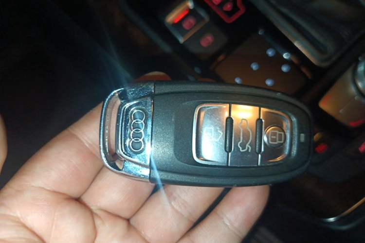 Used Audi A6L 2014 30 FSI Comfort Model Vehicle Key